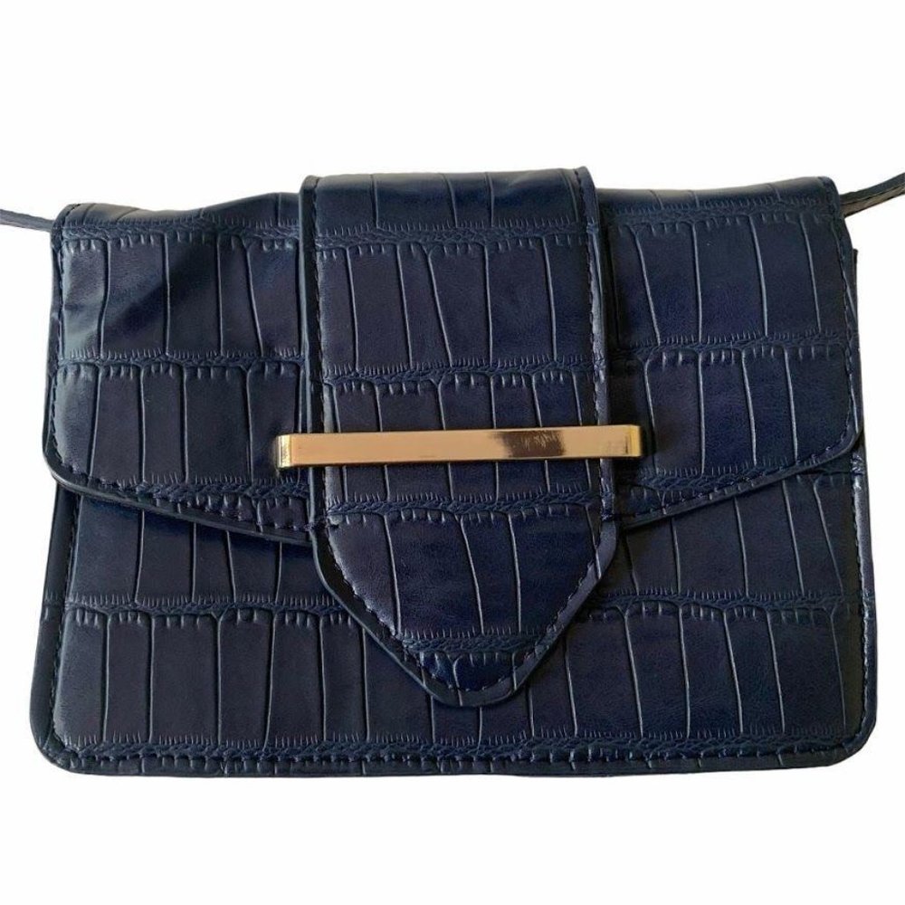 Who what Wear Navy Blue Cocodrille Crossbody bag